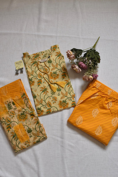 Swarna Pushp Kurti Pant Set with Dupatta